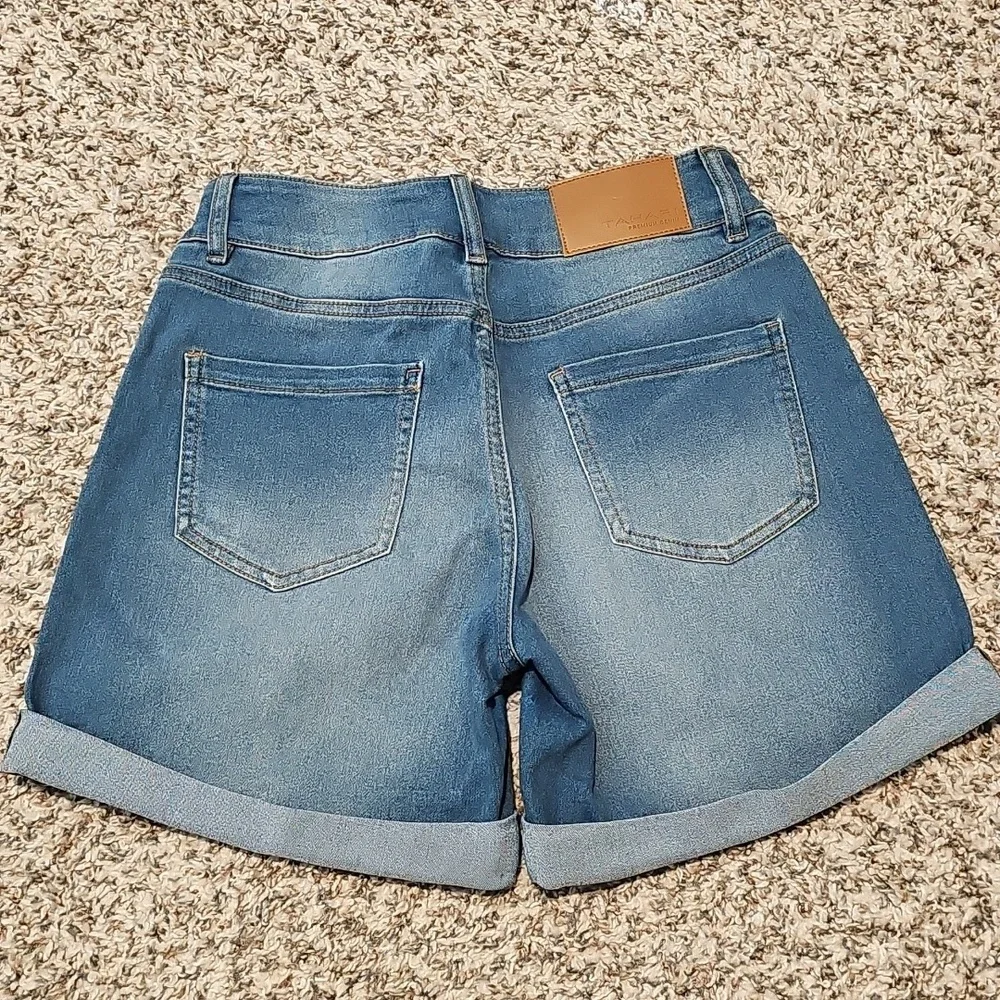 TAHARI Size  4/27 Womens Shorts - Picture 3 of 3